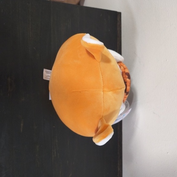 Zuru Snackles Series 2 Shaun The Dog Holding Subway Cookie 8" Plush NEW - Picture 6 of 6